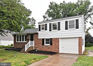 1017 EMERALD AVE, Lansdale, PA 19446