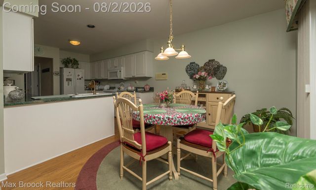 20685 Hillsboro Drive, Macomb Township, MI 48044