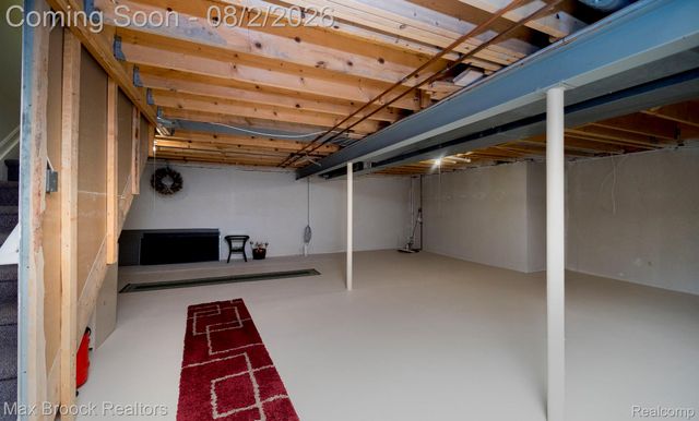 20685 Hillsboro Drive, Macomb Township, MI 48044