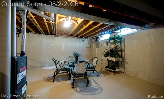 20685 Hillsboro Drive, Macomb Township, MI 48044