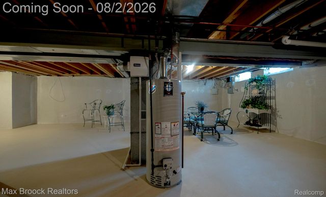 20685 Hillsboro Drive, Macomb Township, MI 48044
