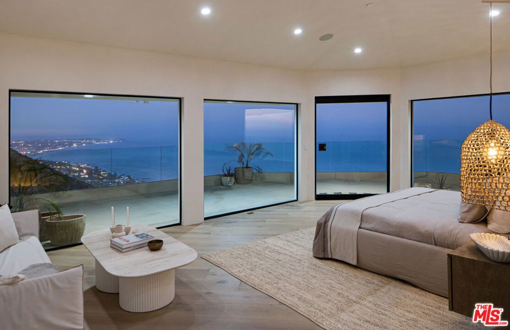 Image 11 of property listing at 4310 Encinal Canyon Road, Malibu, CA 90265
