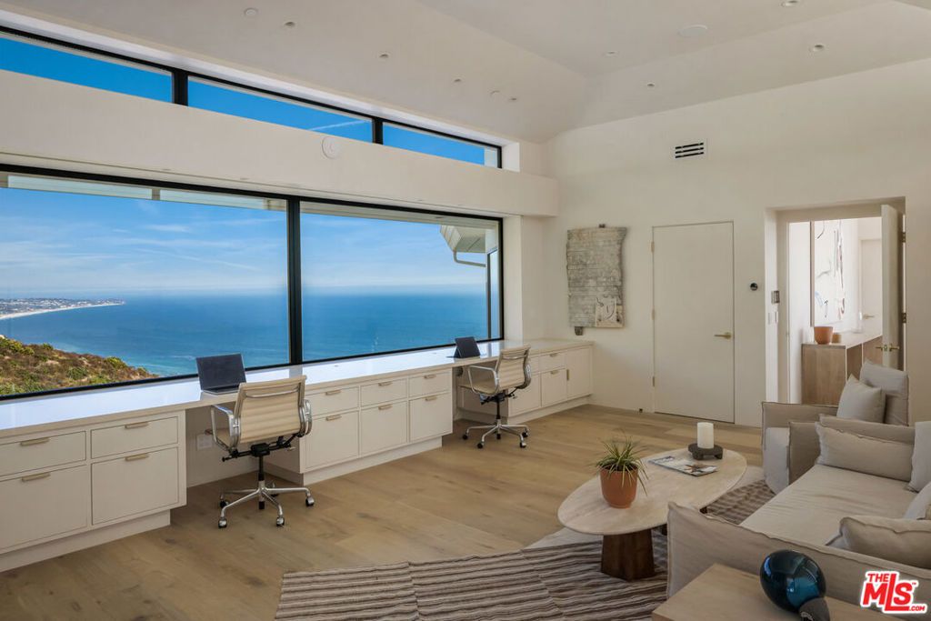 Image 17 of property listing at 4310 Encinal Canyon Road, Malibu, CA 90265