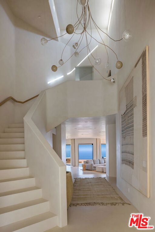 Image 5 of property listing at 4310 Encinal Canyon Road, Malibu, CA 90265