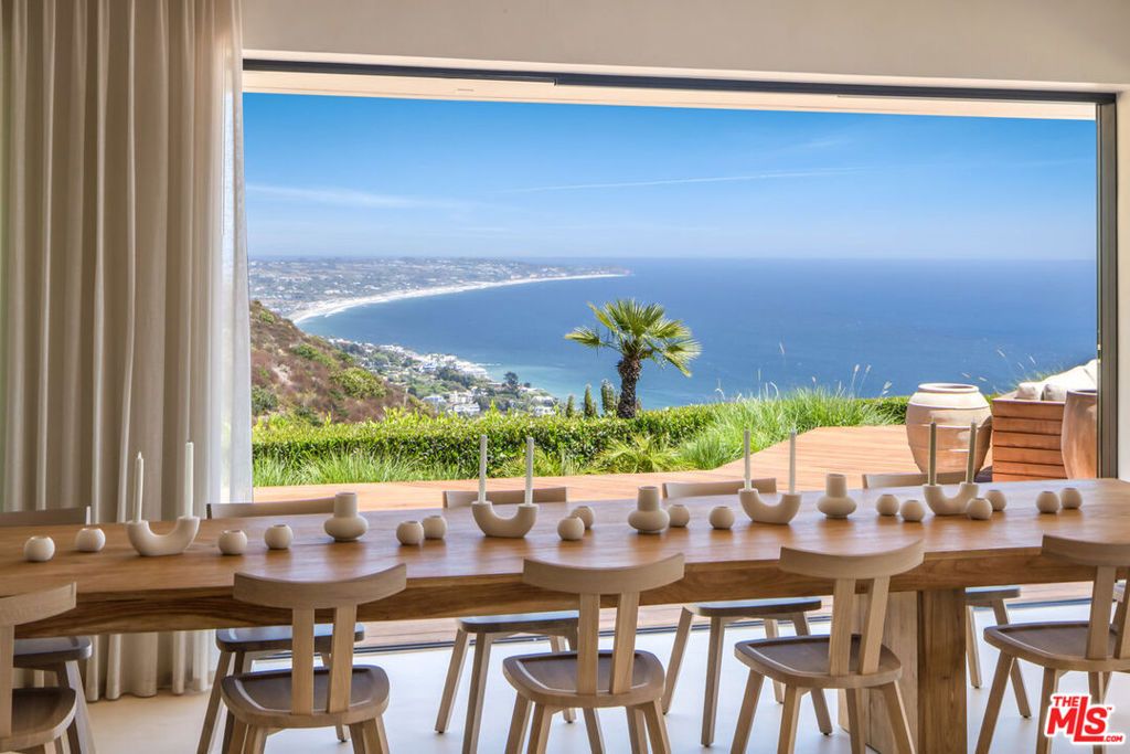 Image 7 of property listing at 4310 Encinal Canyon Road, Malibu, CA 90265