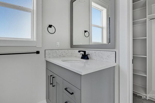 1457 W Gainsboro St, Kuna, ID 83634