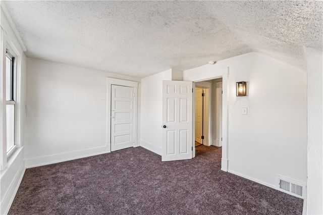 511 N 8th Street, Kansas City, KS 66101