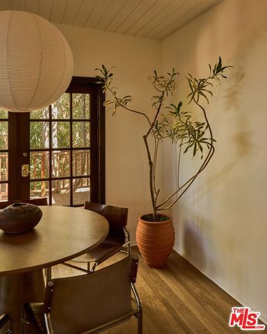 2774 Woodstock Road, Los Angeles, CA 90046