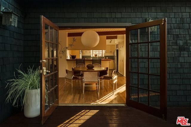 2774 Woodstock Road, Los Angeles, CA 90046