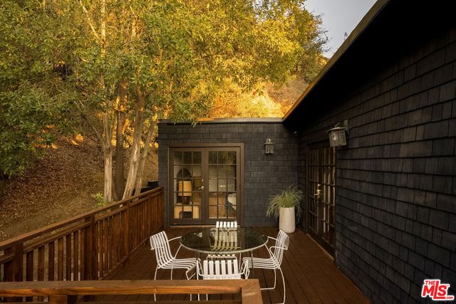 2774 Woodstock Road, Los Angeles, CA 90046