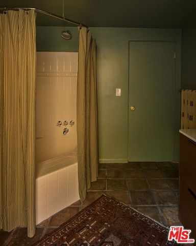 2774 Woodstock Road, Los Angeles, CA 90046