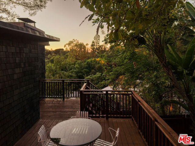 2774 Woodstock Road, Los Angeles, CA 90046