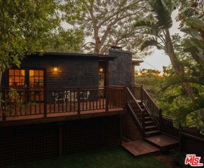 2774 Woodstock Road, Los Angeles, CA 90046