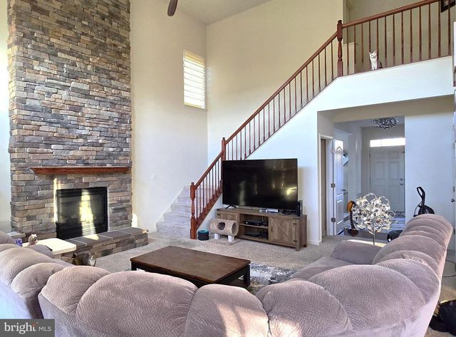 1900 CRESTONE DR, Frederick, MD 21702