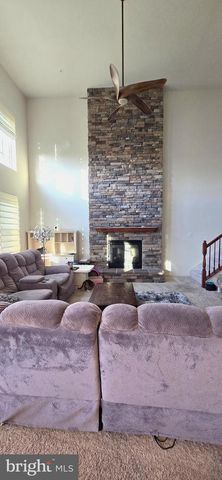 1900 CRESTONE DR, Frederick, MD 21702