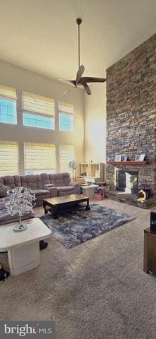 1900 CRESTONE DR, Frederick, MD 21702