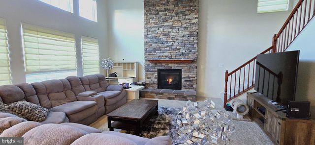 1900 CRESTONE DR, Frederick, MD 21702