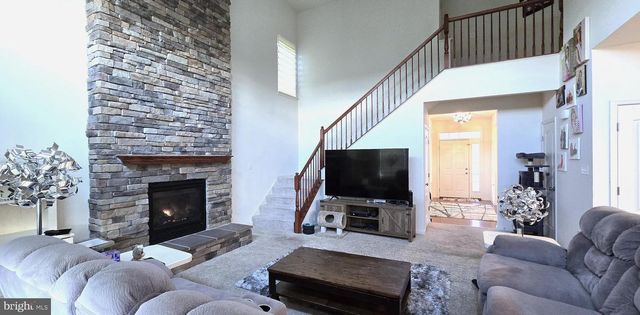 1900 CRESTONE DR, Frederick, MD 21702