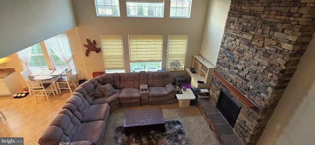 1900 CRESTONE DR, Frederick, MD 21702