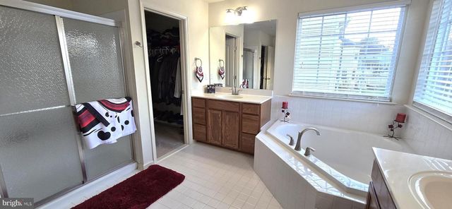 1900 CRESTONE DR, Frederick, MD 21702