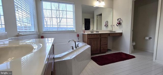 1900 CRESTONE DR, Frederick, MD 21702