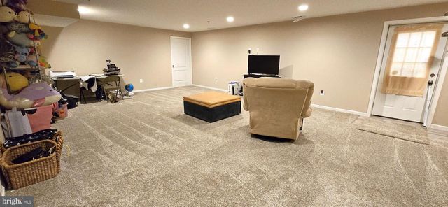 1900 CRESTONE DR, Frederick, MD 21702