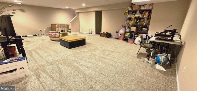 1900 CRESTONE DR, Frederick, MD 21702