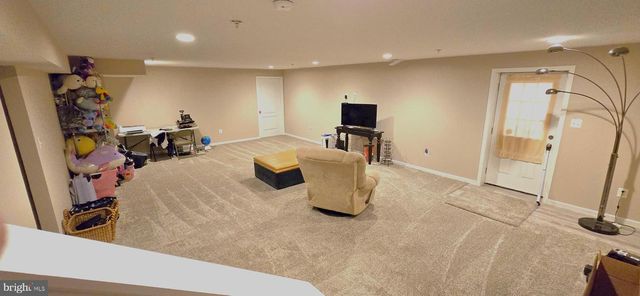 1900 CRESTONE DR, Frederick, MD 21702