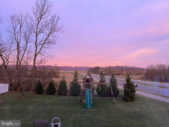 1900 CRESTONE DR, Frederick, MD 21702