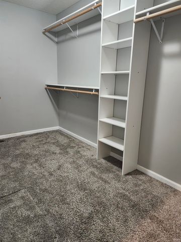 15430 SHAKESPEARE Drive, Evansville, IN 47725