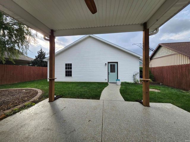 15430 SHAKESPEARE Drive, Evansville, IN 47725