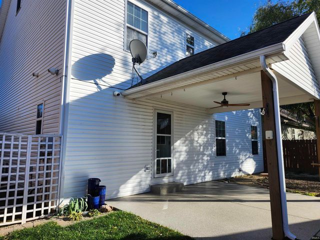 15430 SHAKESPEARE Drive, Evansville, IN 47725