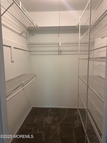 315 Wellington Place, Aberdeen, NJ 07747