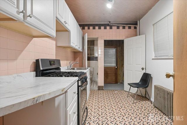 531 New Brunswick Avenue 1, Fords, NJ 08863