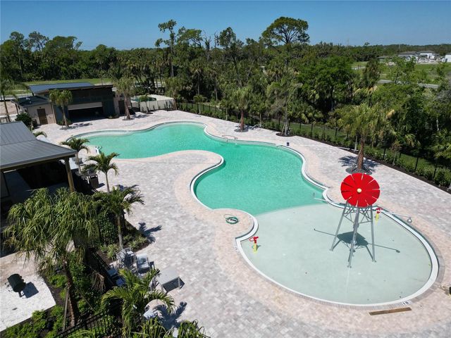 10473 CURVING CREEK LOOP, Parrish, FL 34219