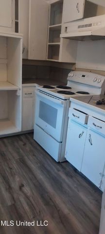 1925 Catalina Drive, Jackson, MS 39204