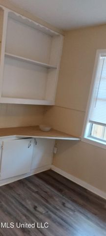 1925 Catalina Drive, Jackson, MS 39204