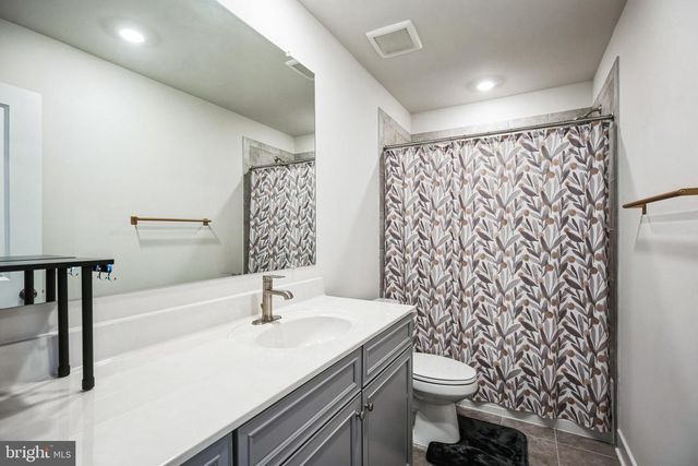 4165 BRODIE PL, White Plains, MD 20695