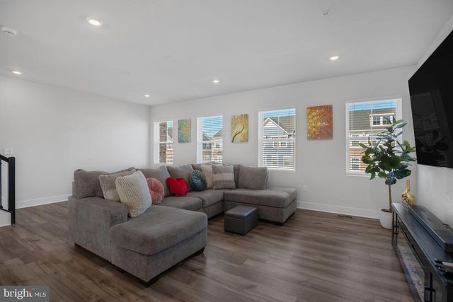 4165 BRODIE PL, White Plains, MD 20695