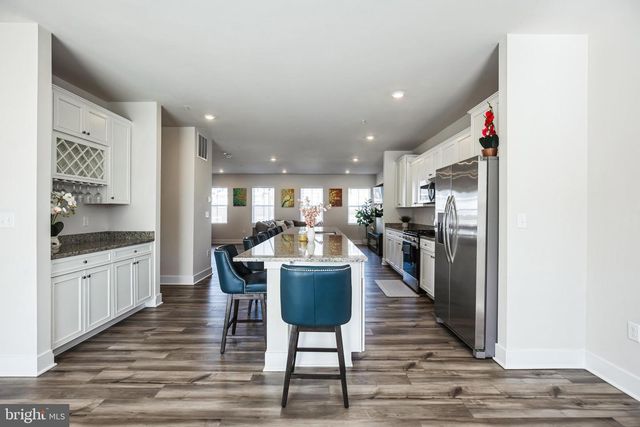 4165 BRODIE PL, White Plains, MD 20695