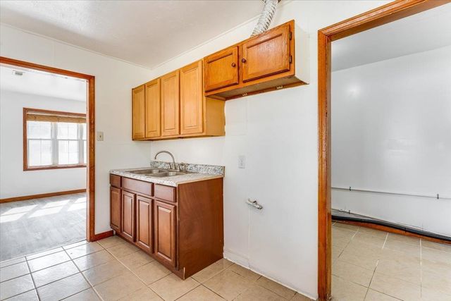 4455 S Hemlock, Wichita, KS 67216