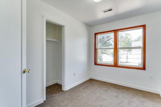 4455 S Hemlock, Wichita, KS 67216