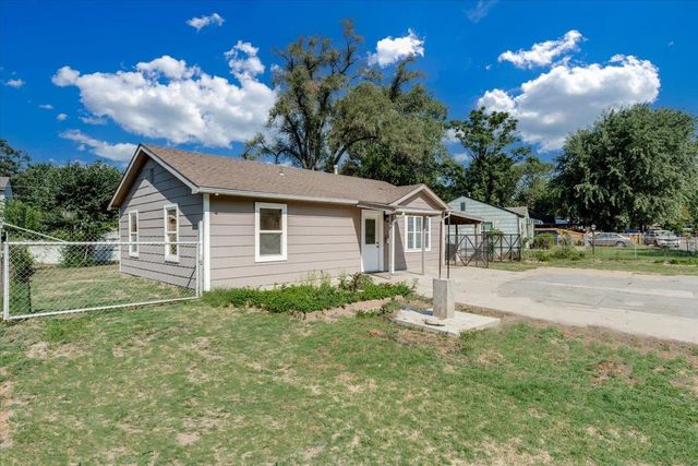 4455 S Hemlock, Wichita, KS 67216