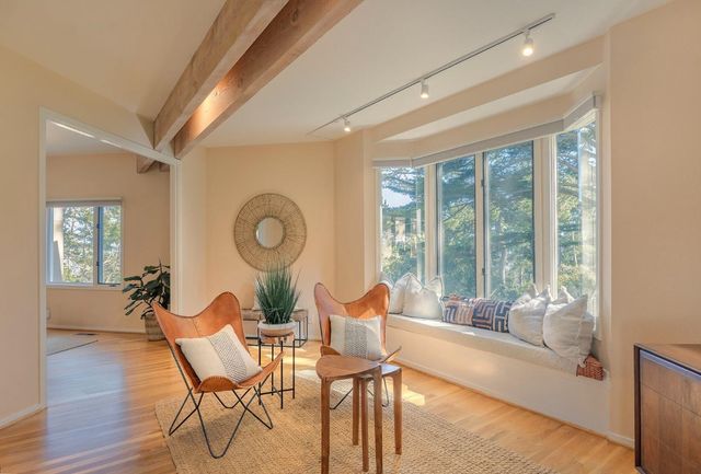 4 Sommerset Vale, Monterey, CA 93940