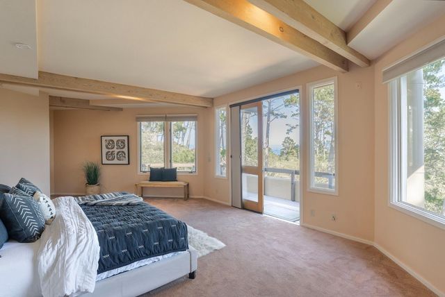 4 Sommerset Vale, Monterey, CA 93940