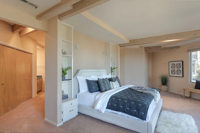 4 Sommerset Vale, Monterey, CA 93940