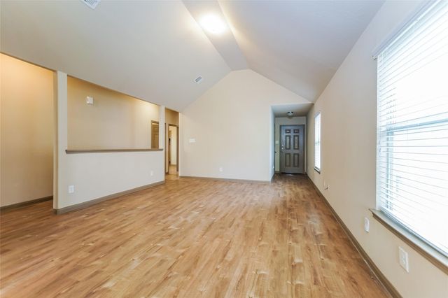 2450 Jonahs Way, Houston, TX 77073