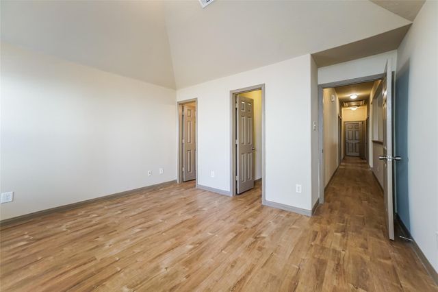 2450 Jonahs Way, Houston, TX 77073