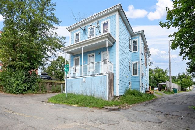 20 4th St, Fitchburg, MA 01420