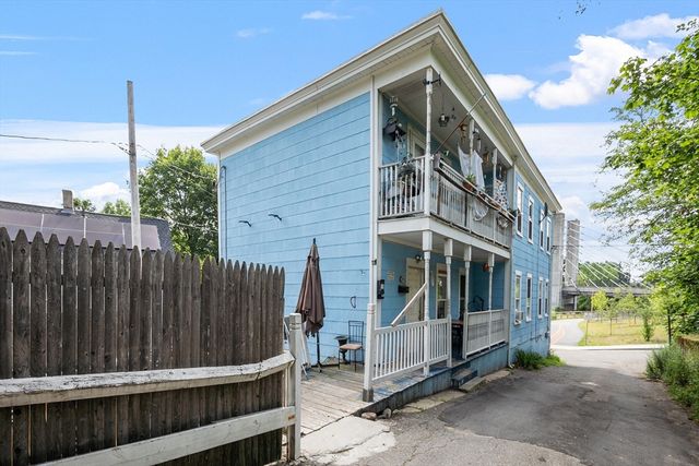 20 4th St, Fitchburg, MA 01420